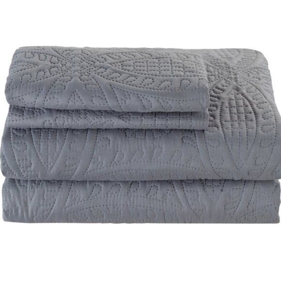 🌟Millano Chambrey 3 Piece Quilt Set Grey - Picture 3 of 6